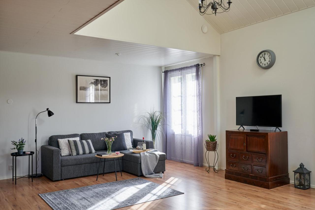 Apartments In Порво Екстериор снимка